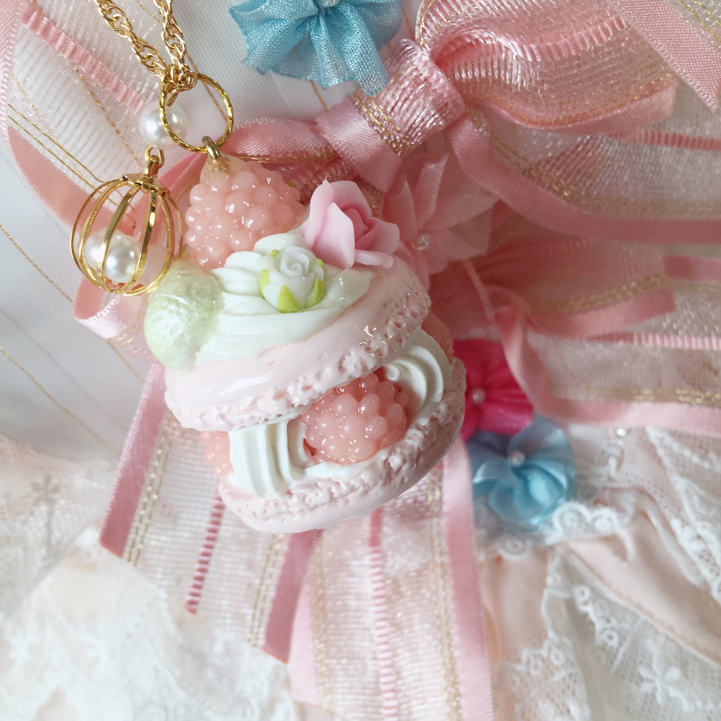 BB and B Deco Macaron Necklace Review